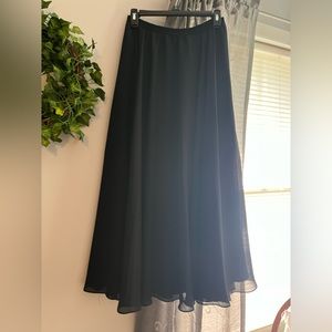 Black Elegant Maxi Skirt